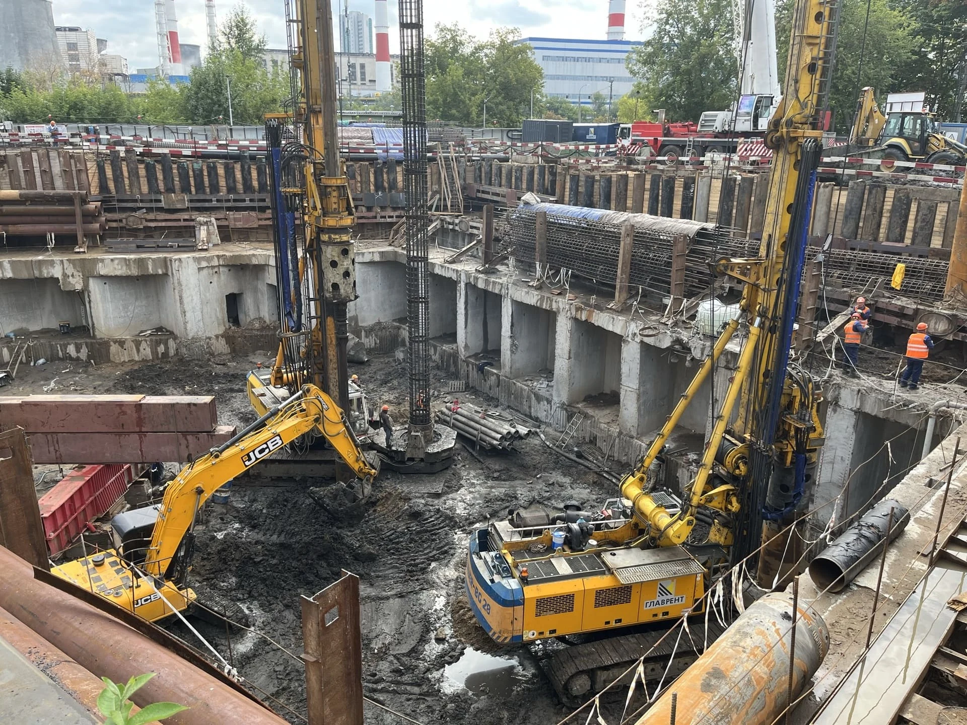 Файв Тауэрс — август 2023, кадр 6