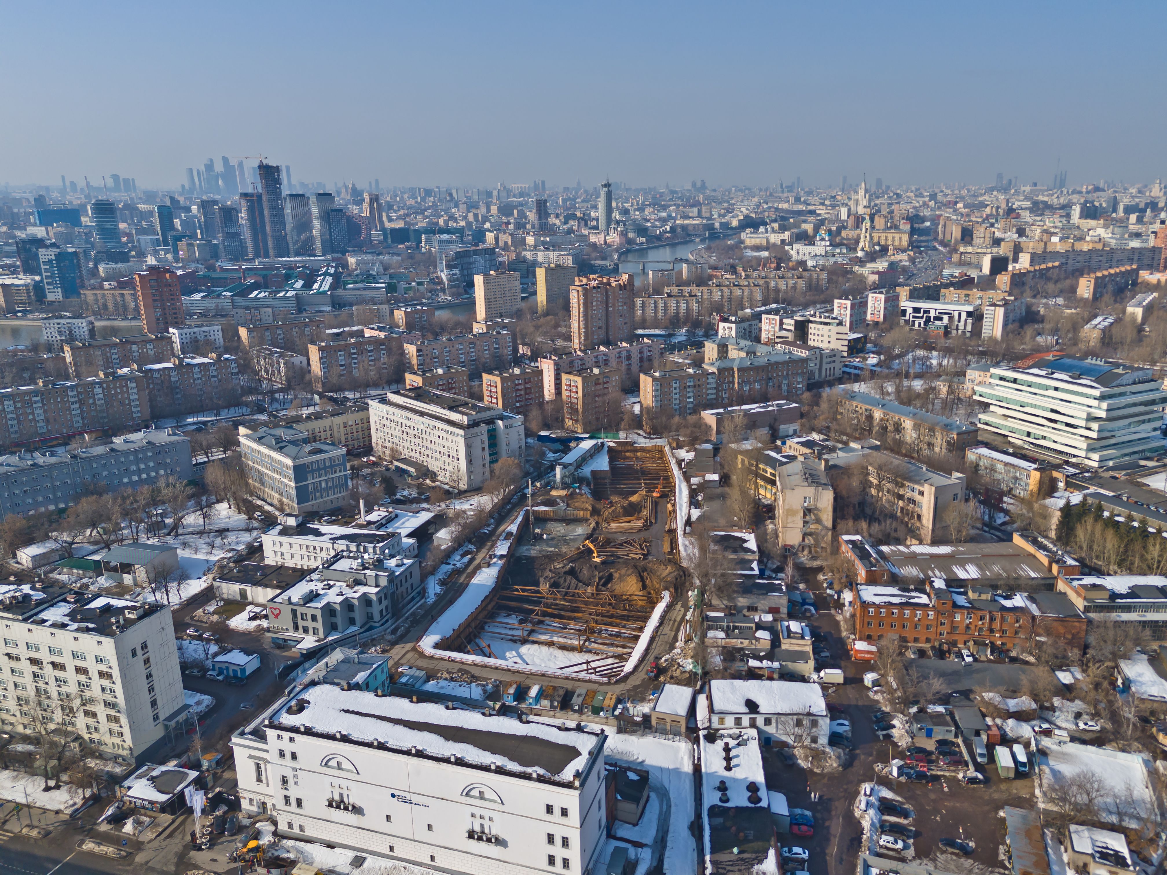 Общий вид в сторону центра · 2026-03-12