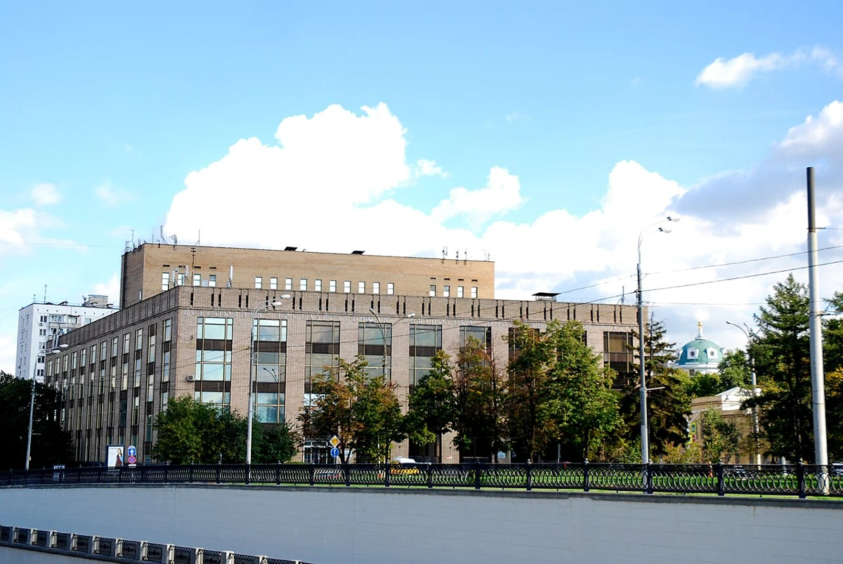 Библиотека иностранной литературы